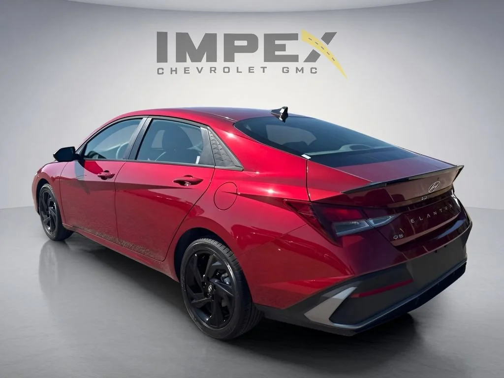 Used 2026 Red Hyundai SEL Sport image 3