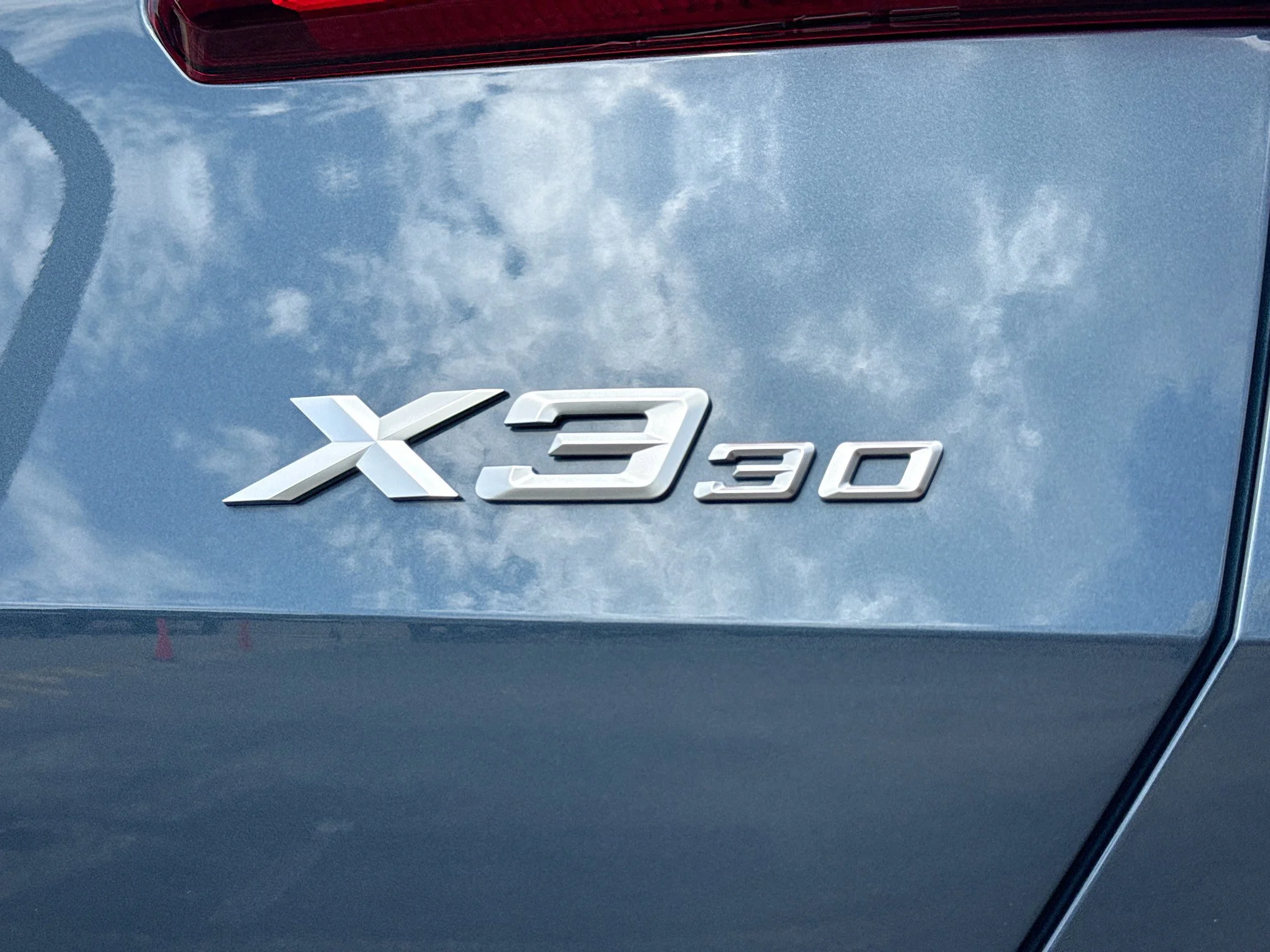 New 2026 Arctic Race Blue metallic BMW 30 xDrive image 11