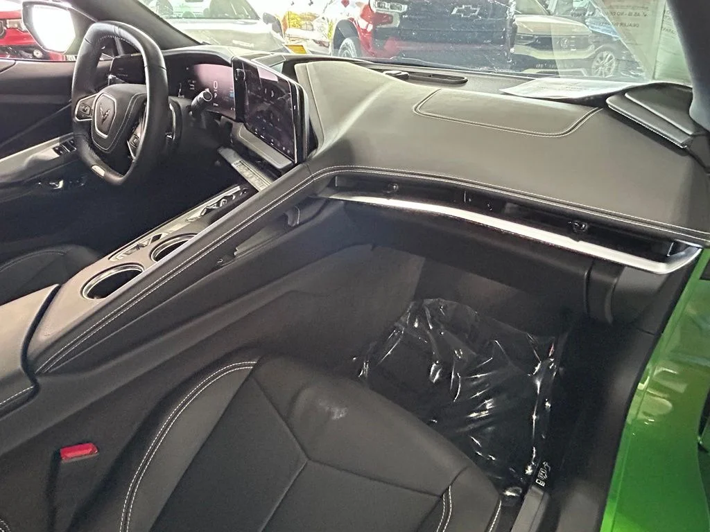 Used 2026 Roswell Green Metallic Chevrolet Z06 image 53