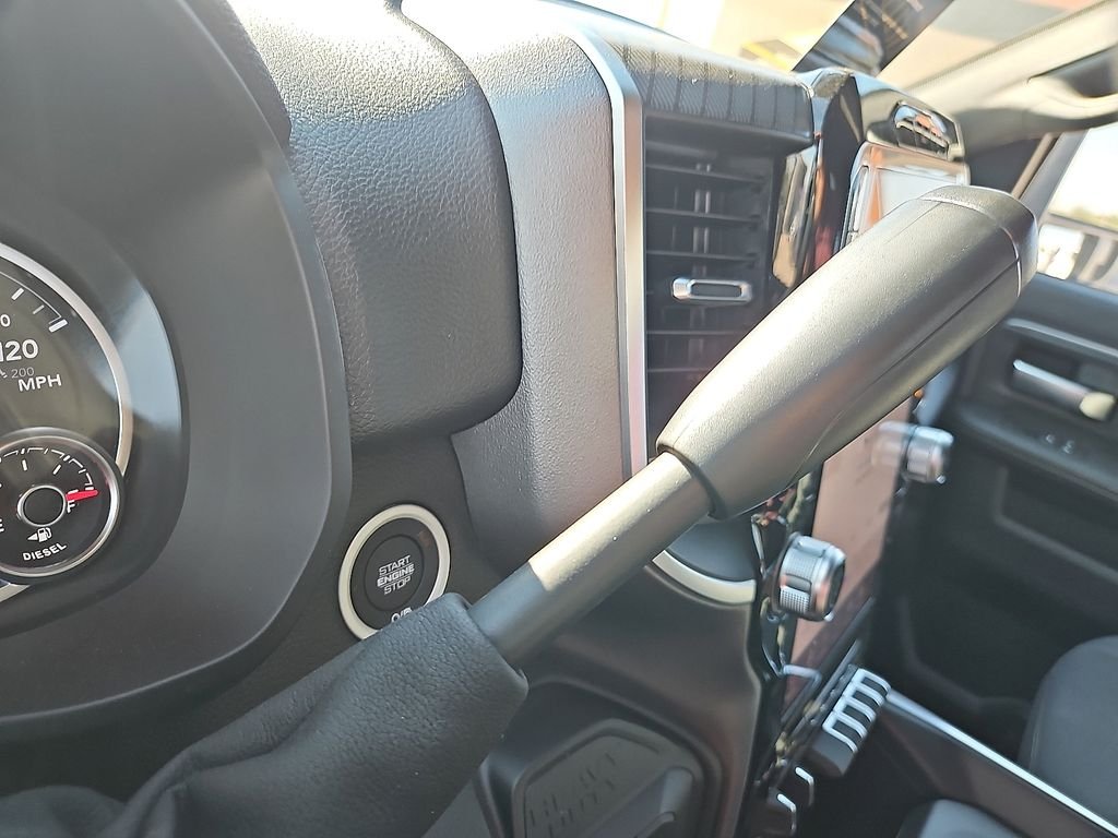 2025 RAM 3500 Big Horn - Photo 20