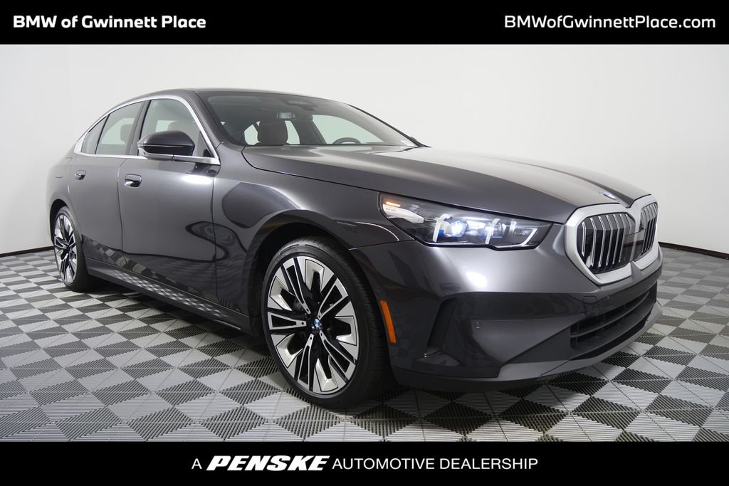2025 BMW 5 Series 540i