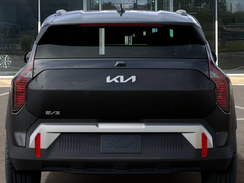 New 2027 Interstellar Gray Kia Wind image 13