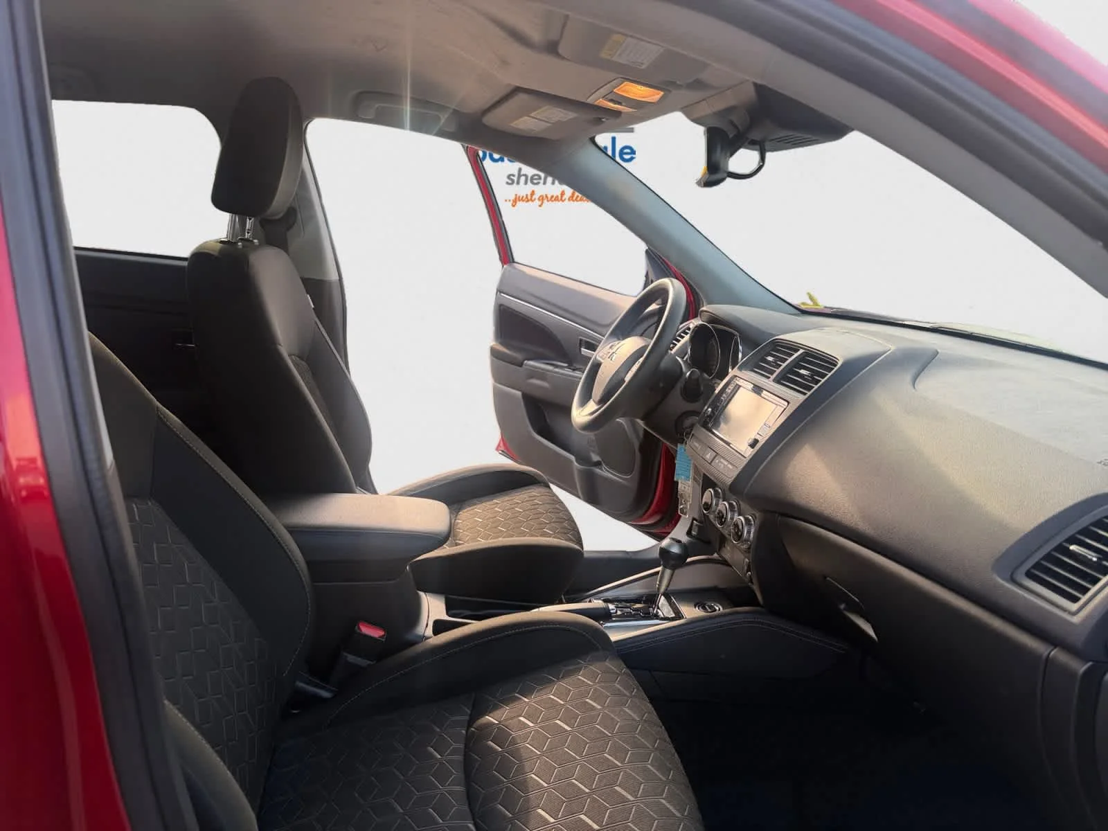Used 2024 Red Diamond Mitsubishi ES image 19