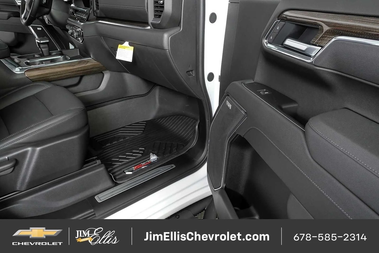 New 2026 Summit White Chevrolet LT Trail Boss image 25