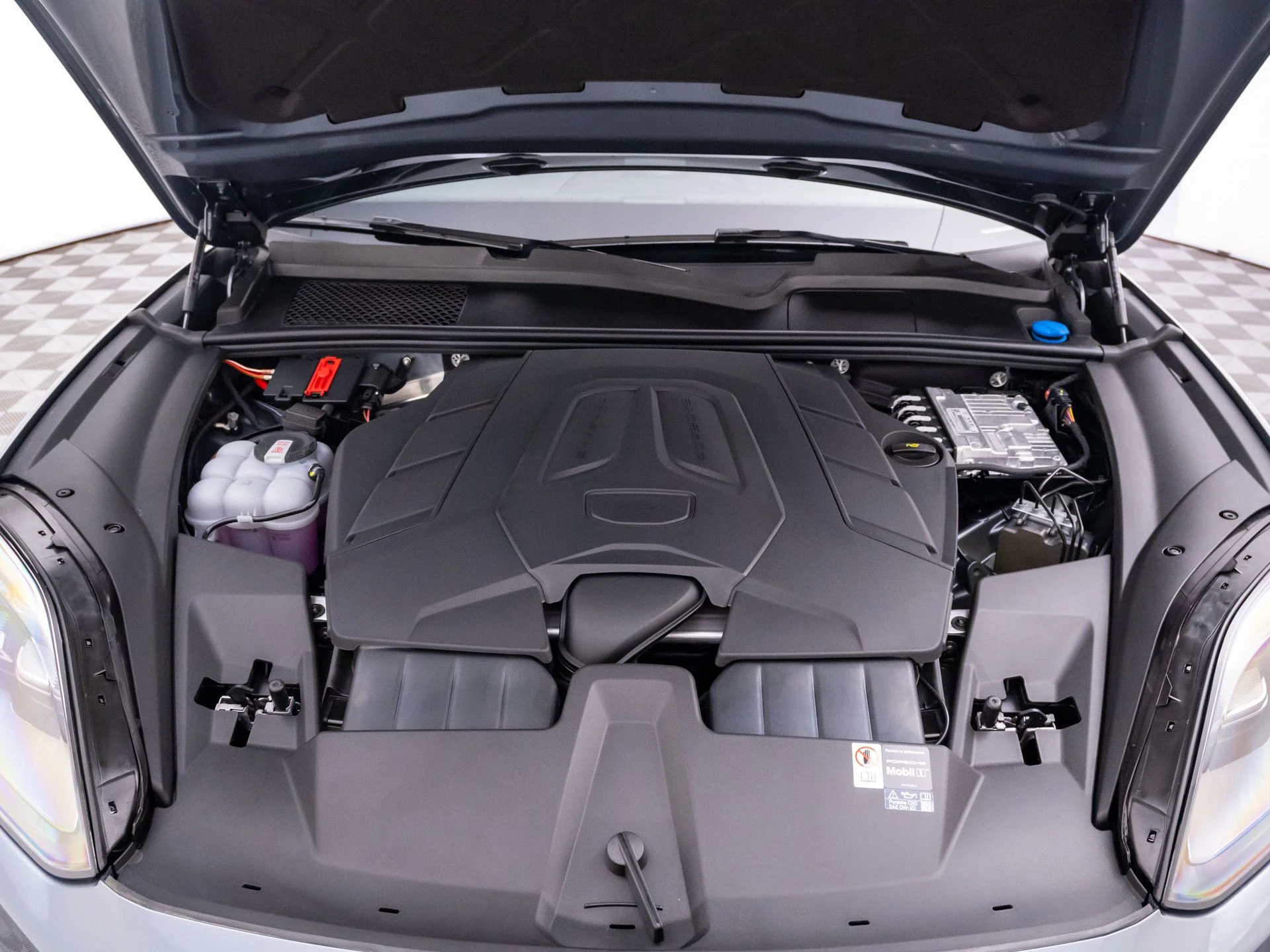 New 2026 Gray Porsche  image 31