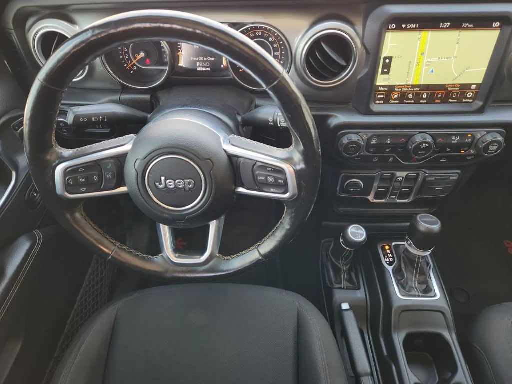 Used 2020 Black Clearcoat Jeep Overland image 28