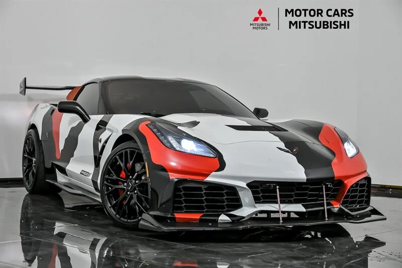2016 Chevrolet Corvette Stingray Coupe 2LT w/Z51's photo