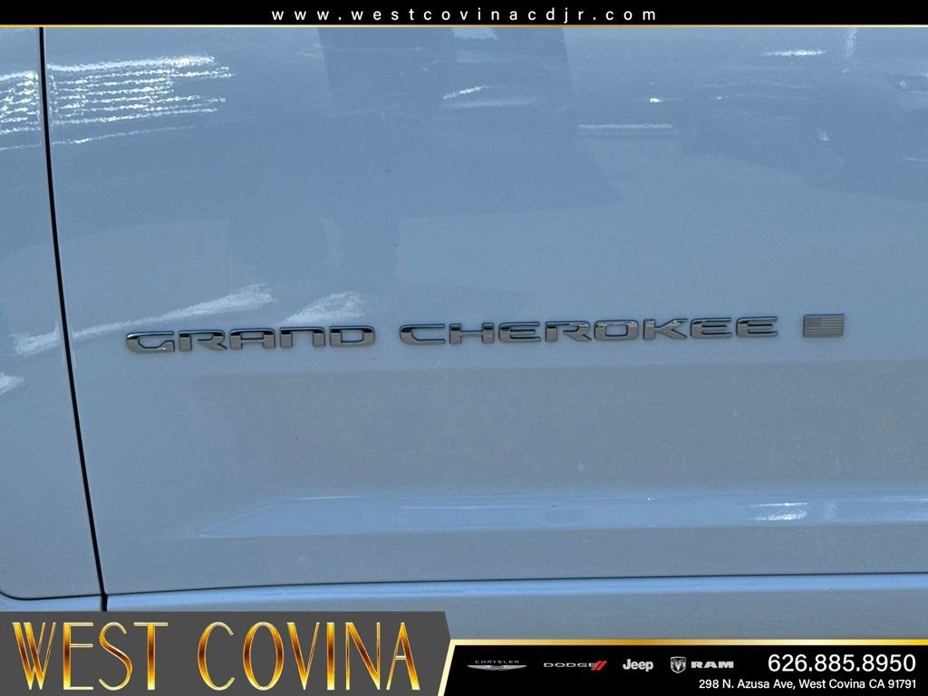 Certified Used 2023 White Jeep Overland 4xe image 14