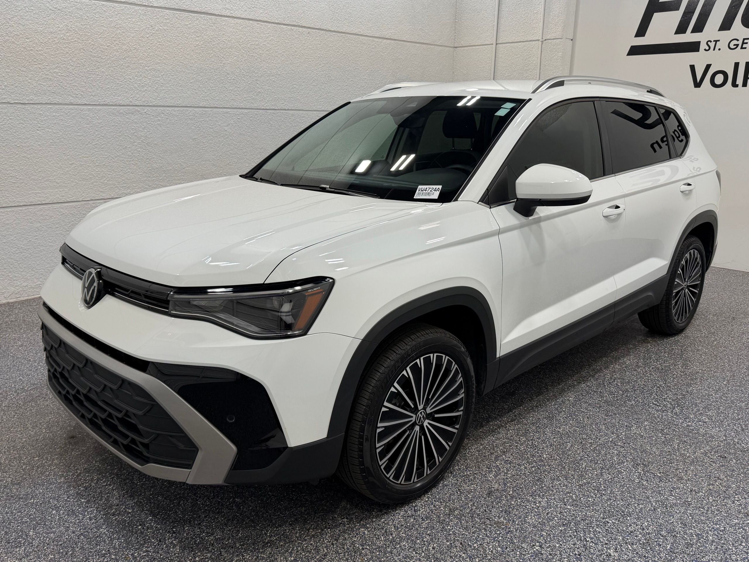 2025 Volkswagen Taos