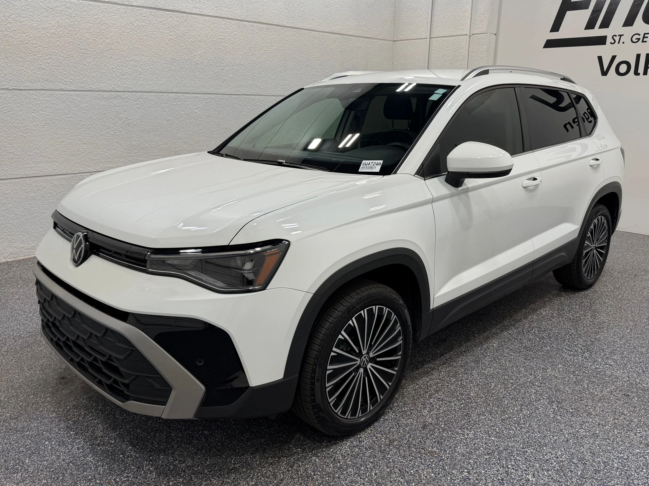 2025 Volkswagen Taos