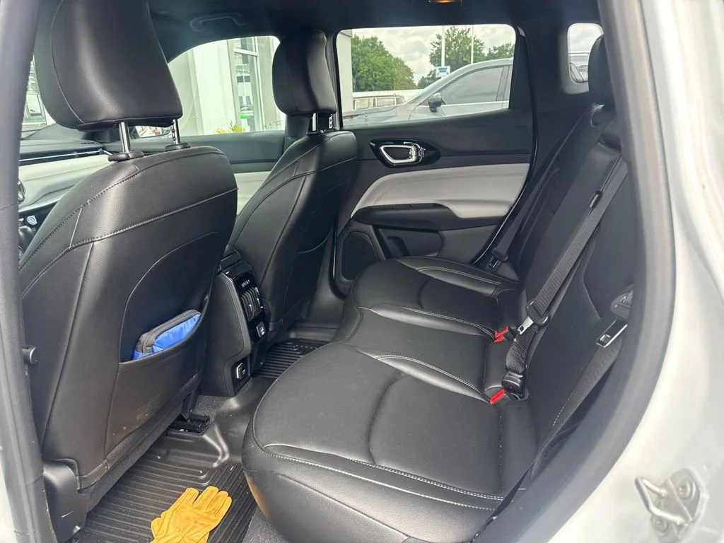 Certified Used 2025 White Jeep Limited image 3
