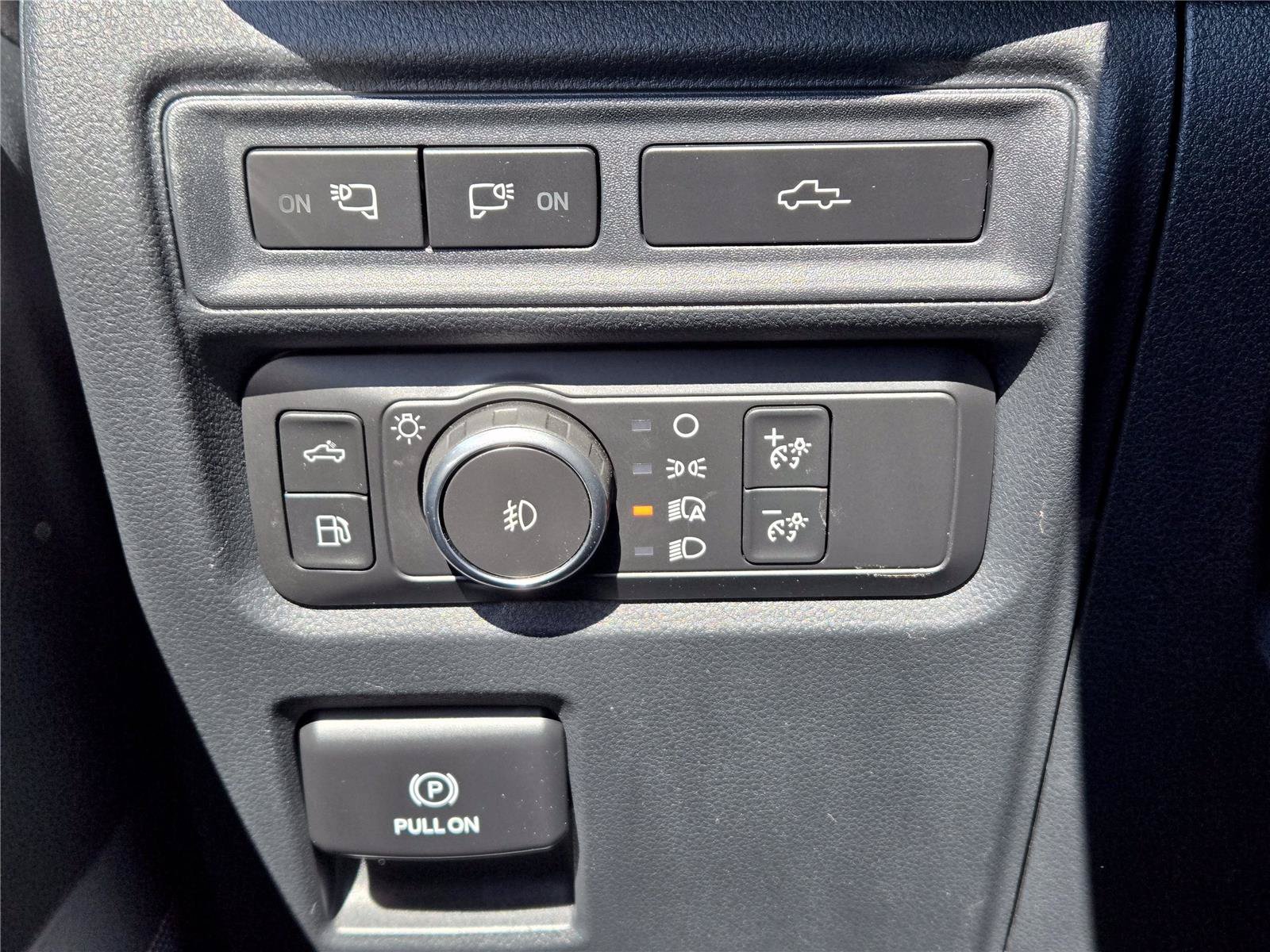 Used 2022 Gray Ford XLT image 21