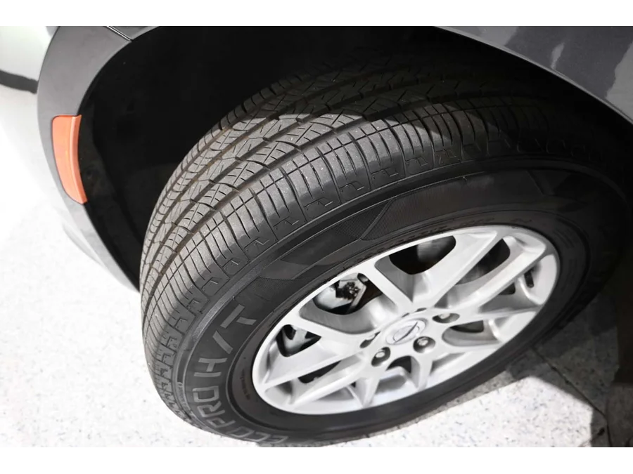 Used 2022 GRAY Chrysler Touring L Mobility Handicap Van image 11