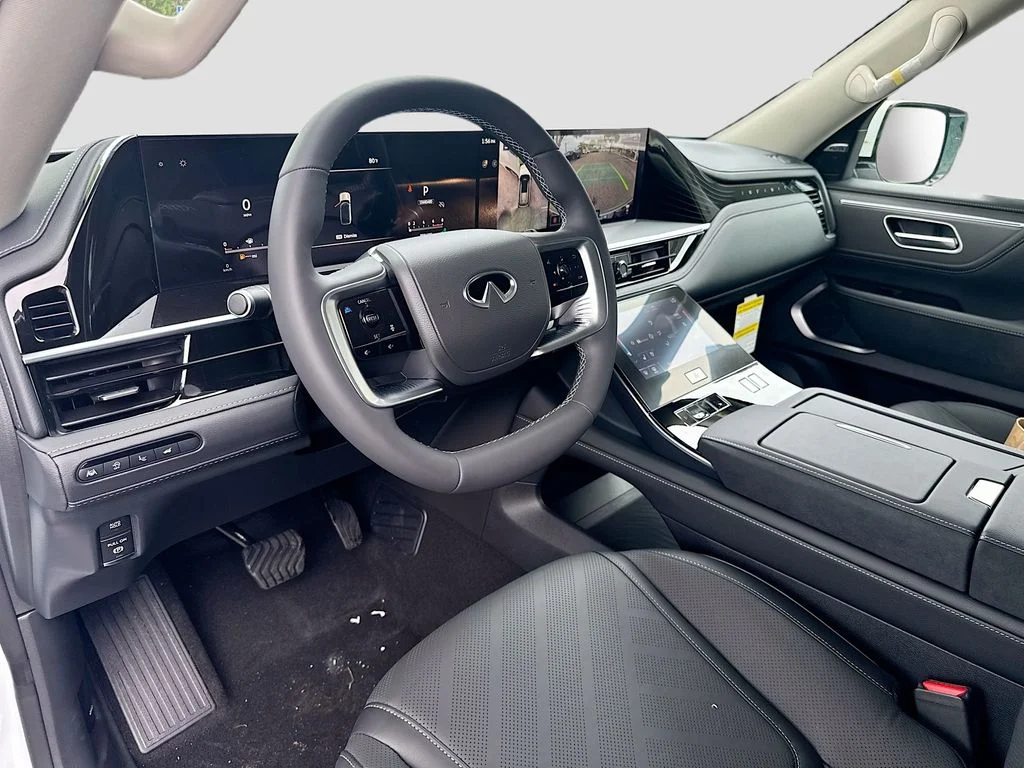 New 2026 RADIANT WHITE INFINITI Luxe 4WD image 9
