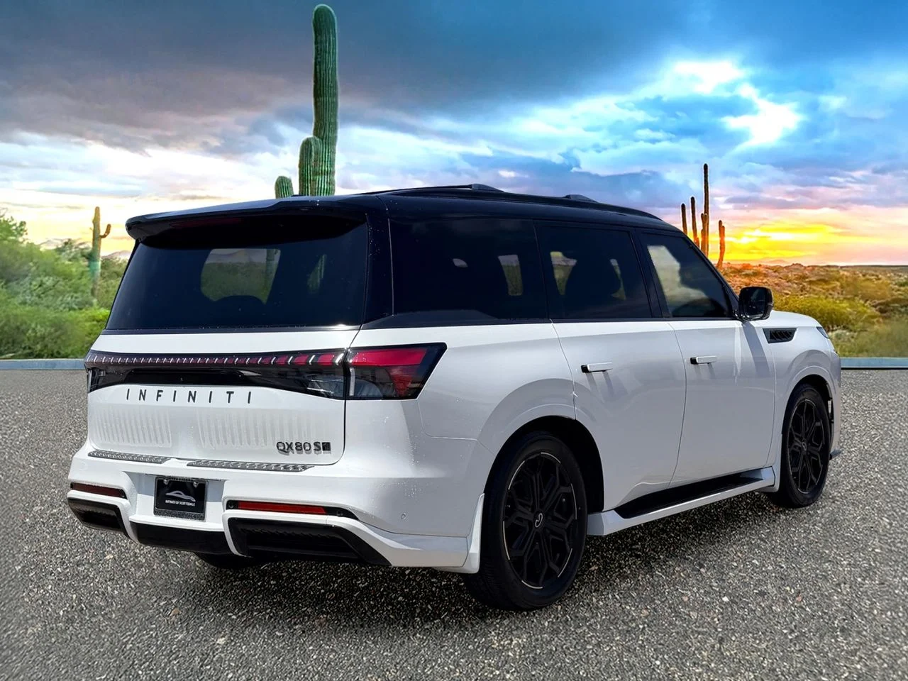 New 2027 2T RADIANT WHIT INFINITI Sport 4WD image 4
