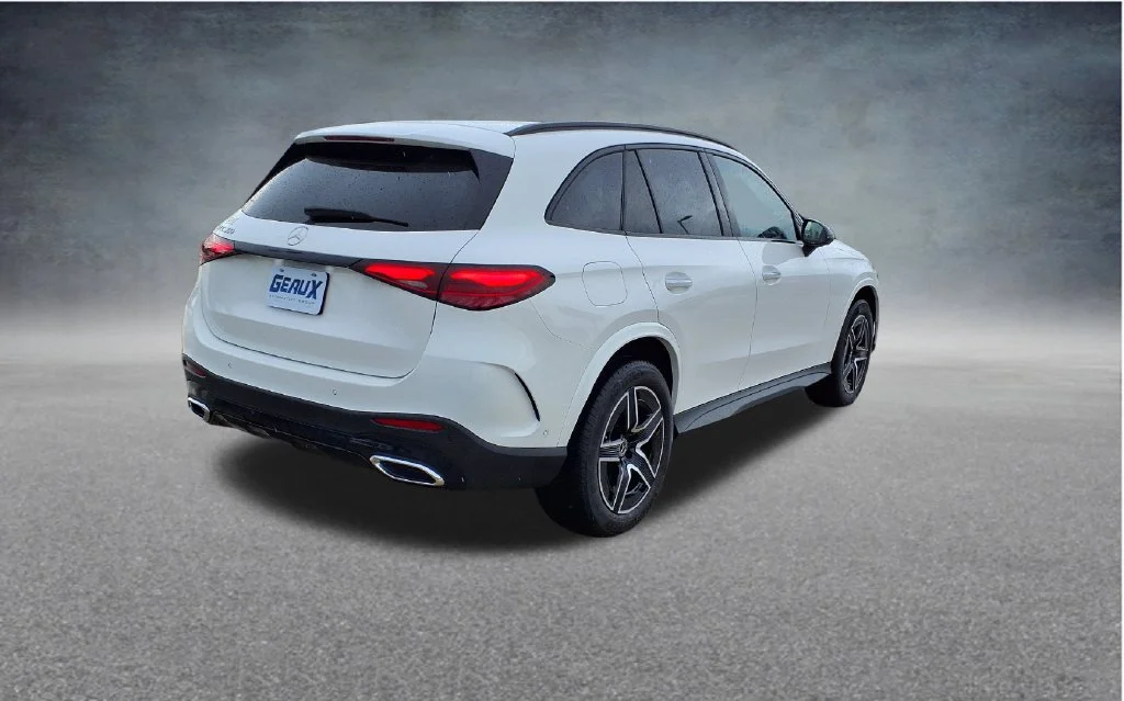 Used 2025 White Mercedes-Benz GLC 300 image 7