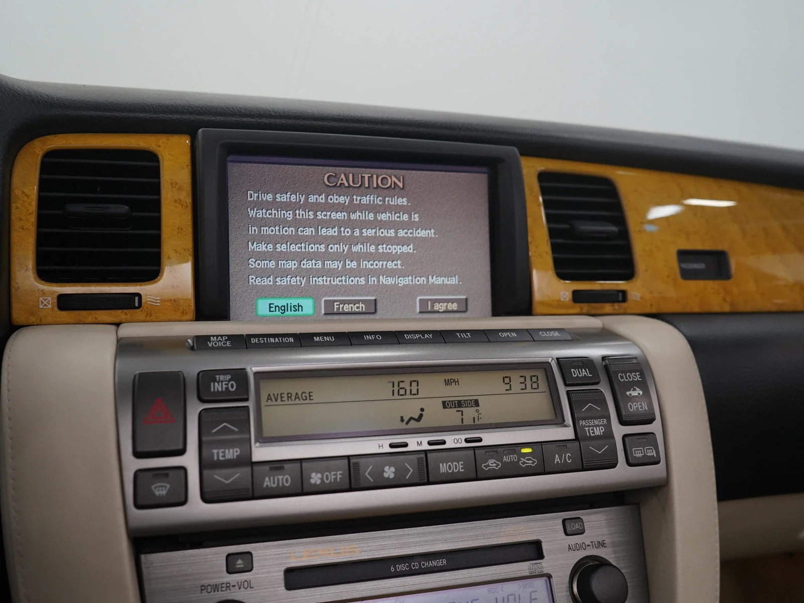 Used 2002 Silver Lexus 430 image 20
