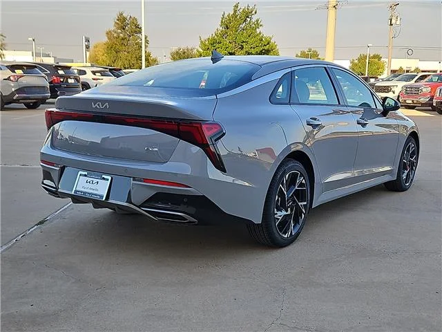 New 2026 Wolf Gray KIA GT-Line Front-Wheel Drive image 3