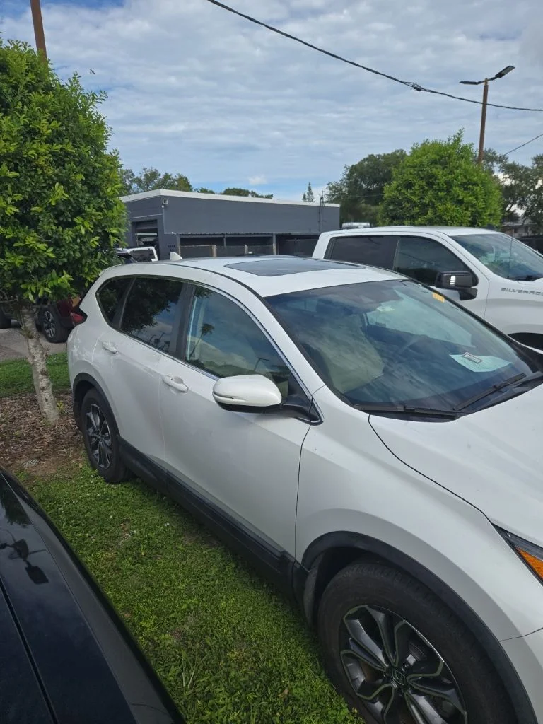 Used 2022 White Honda EX image 4