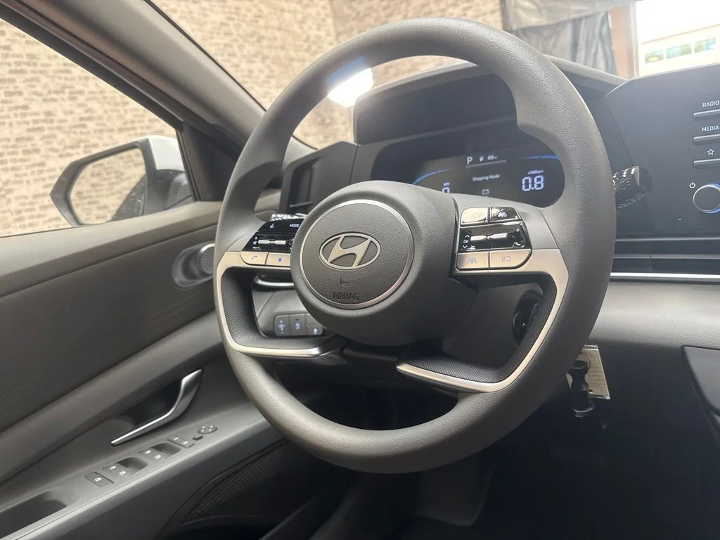 New 2026 Serenity White Hyundai SE image 17