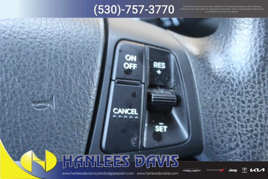 Used 2012 Black Kia LX image 29