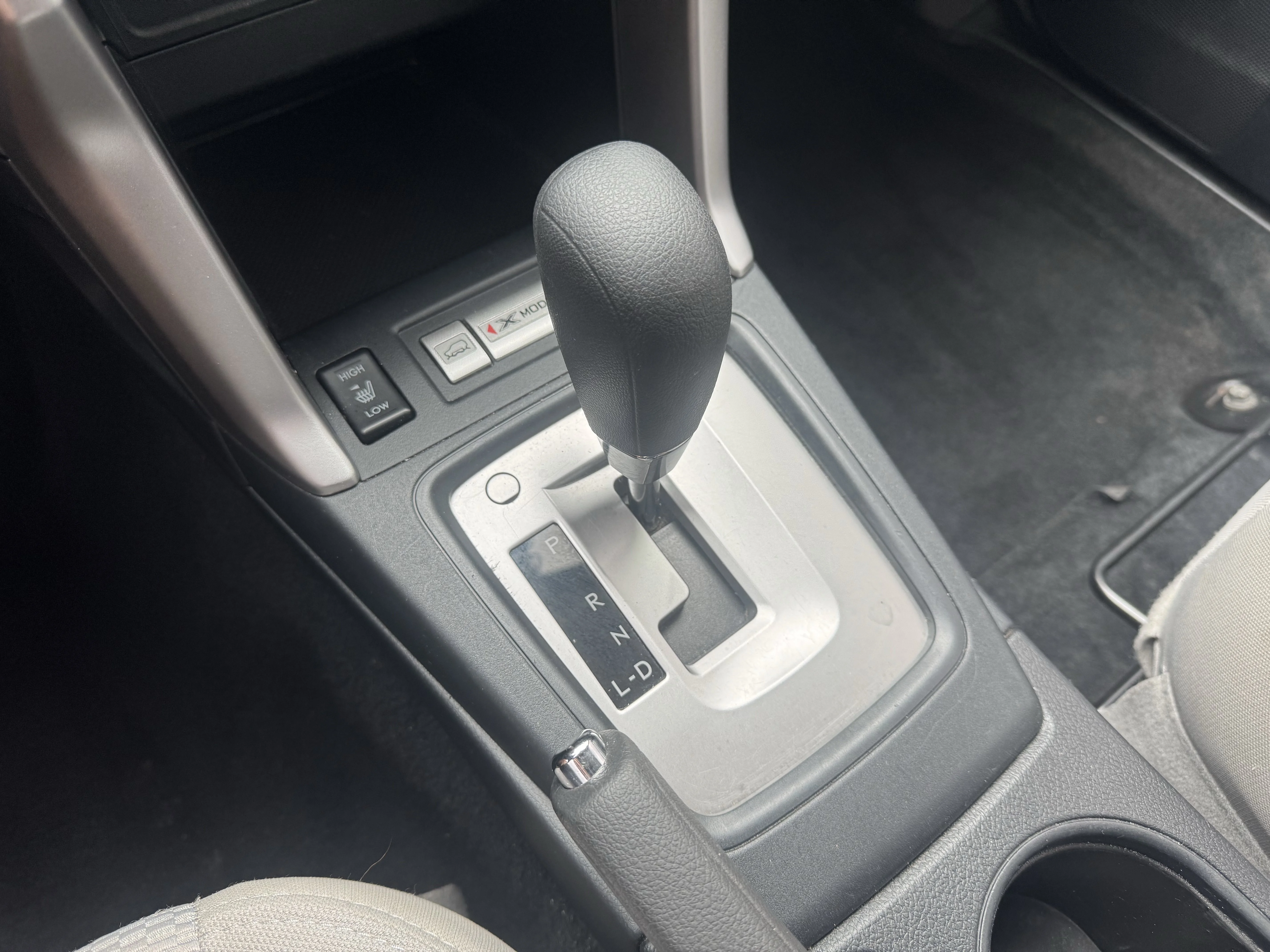 Used 2017 Dark Gray Metallic Subaru Premium image 23