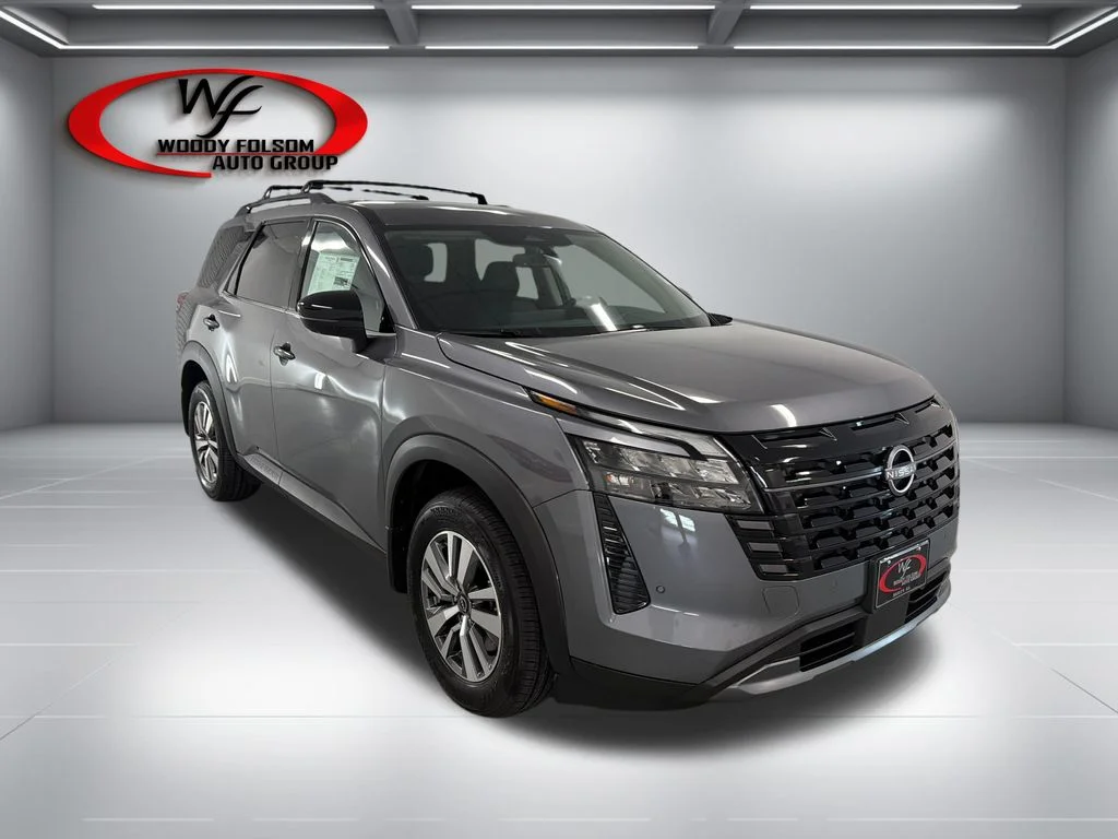 New 2026 Gun Metallic Nissan SL image 3