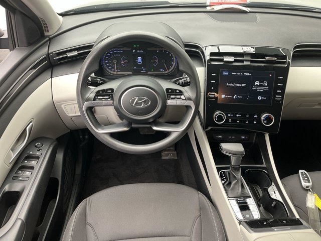 Used 2022 Portofino Gray Hyundai SEL image 12