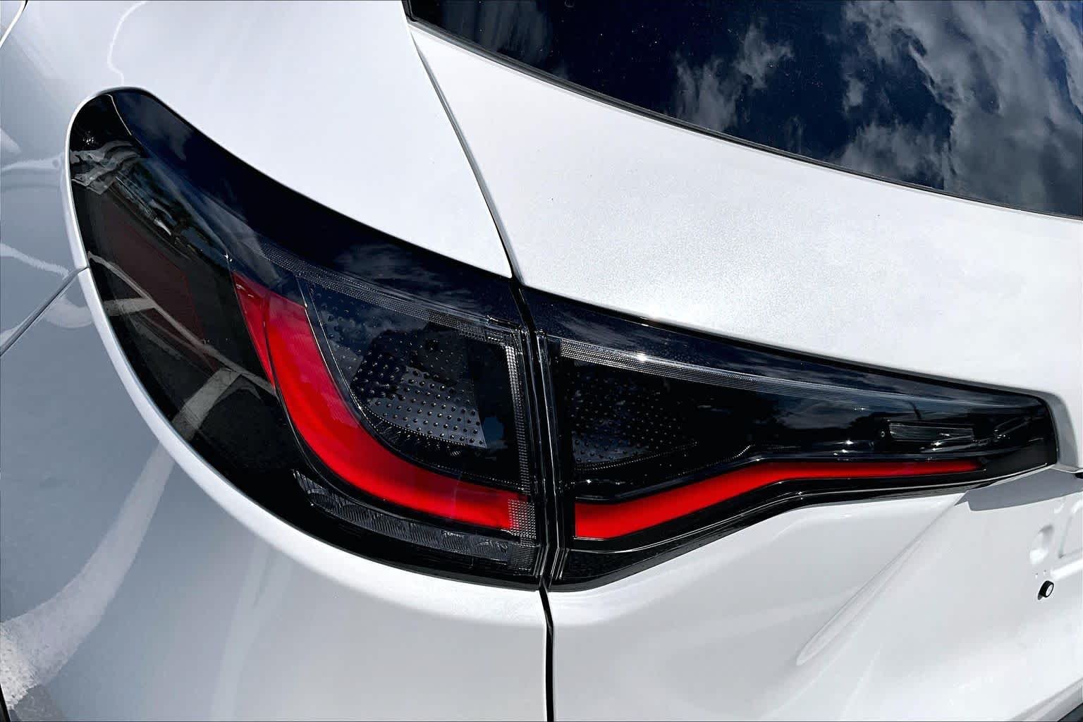 New 2027 Platinum White Pearl Honda LX 2WD image 10