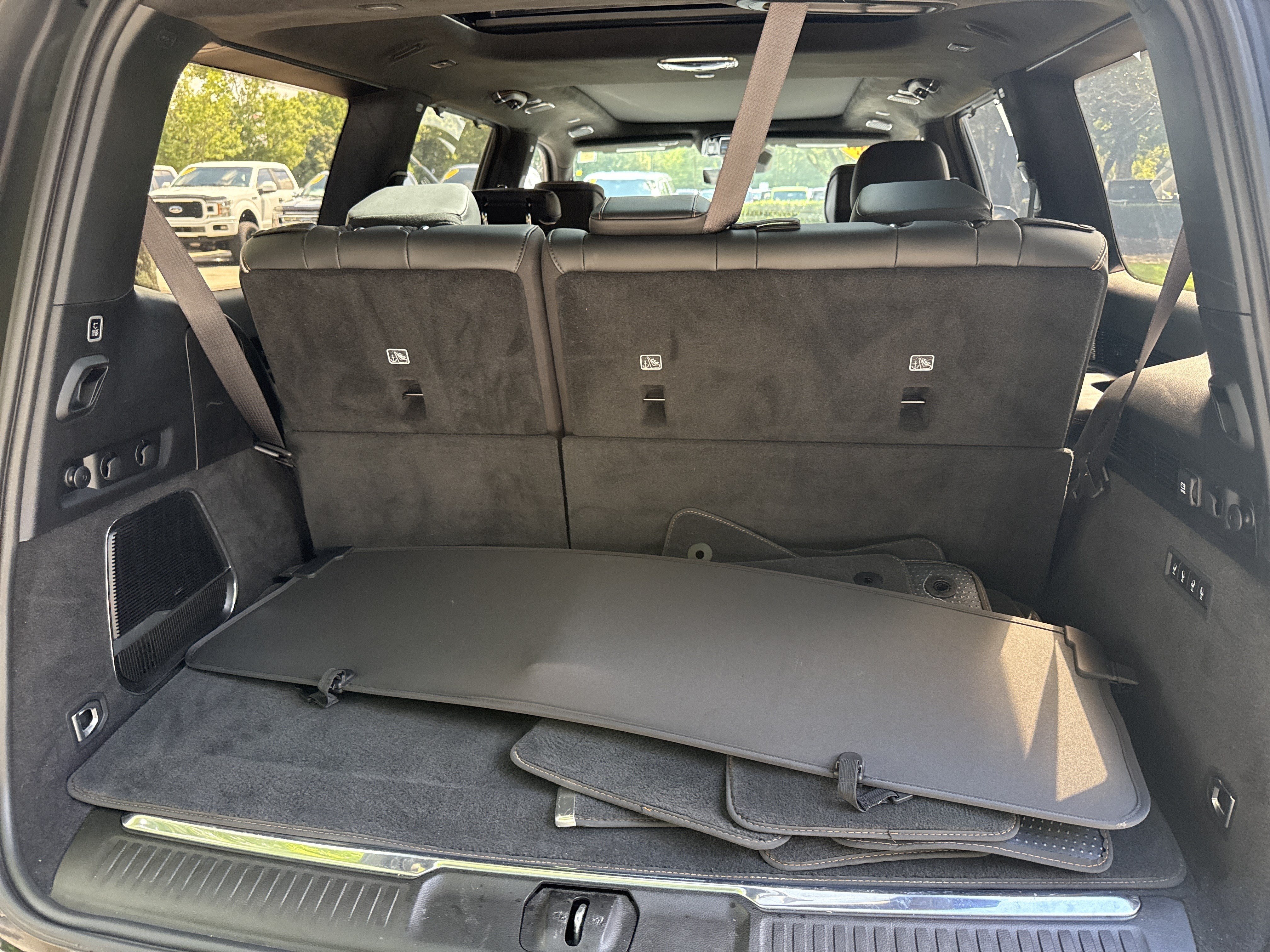 2024 Jeep Grand Wagoneer Series III - Photo 18