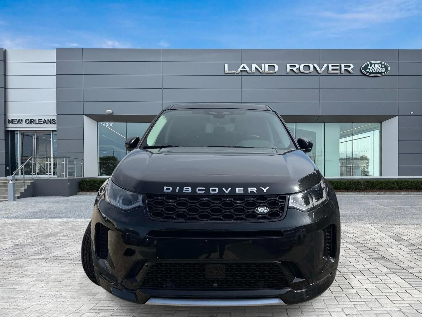 Certified Used 2025 Black Land Rover S image 4
