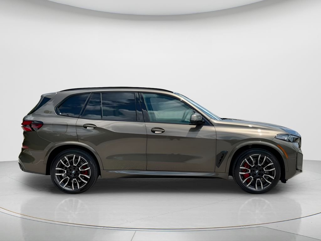 New 2026 Manhattan Green Metallic BMW xDrive50e image 7
