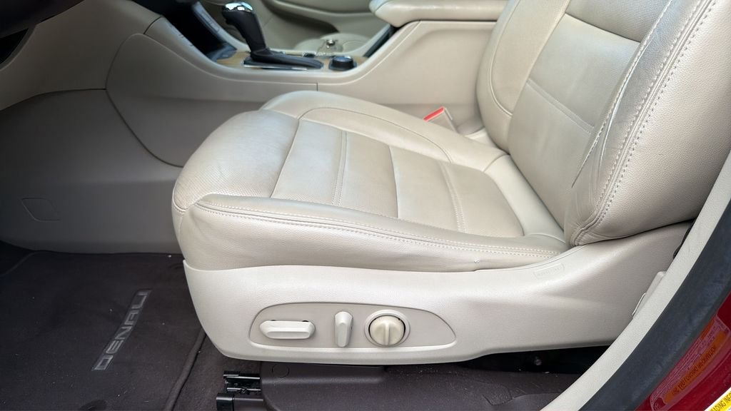 Used 2018 Red GMC Denali image 18