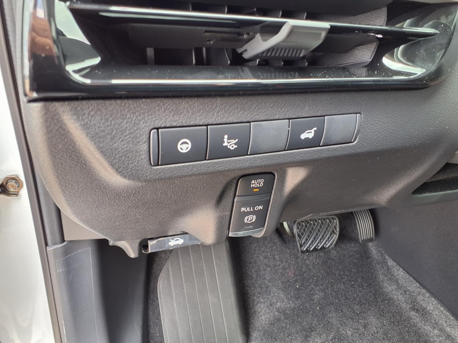 2026 Nissan Murano Platinum White at Robbins Nissan