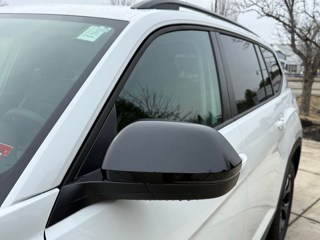 New 2026 White Volkswagen 2.0T Peak Edition image 10