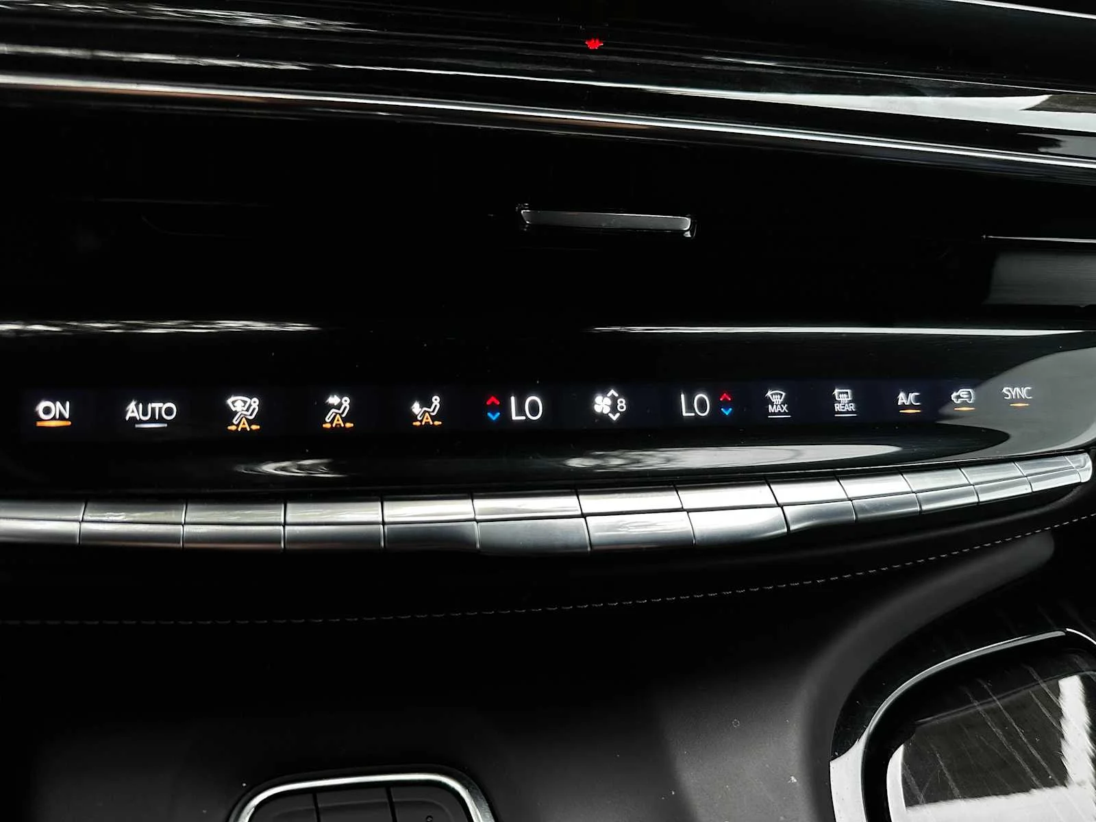 Used 2023 Argent Silver Metallic Cadillac Escalade ESV-V image 13