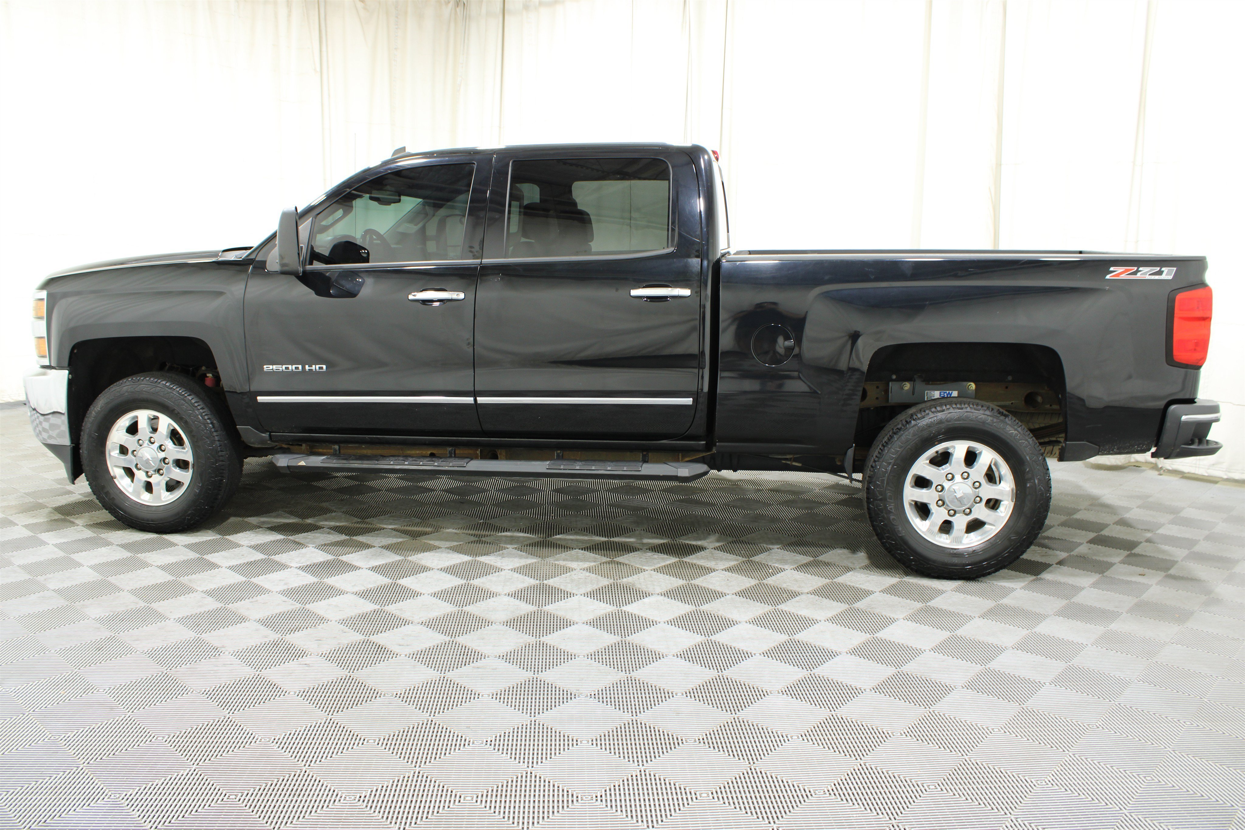 Used 2015 Black Chevrolet LTZ image 33