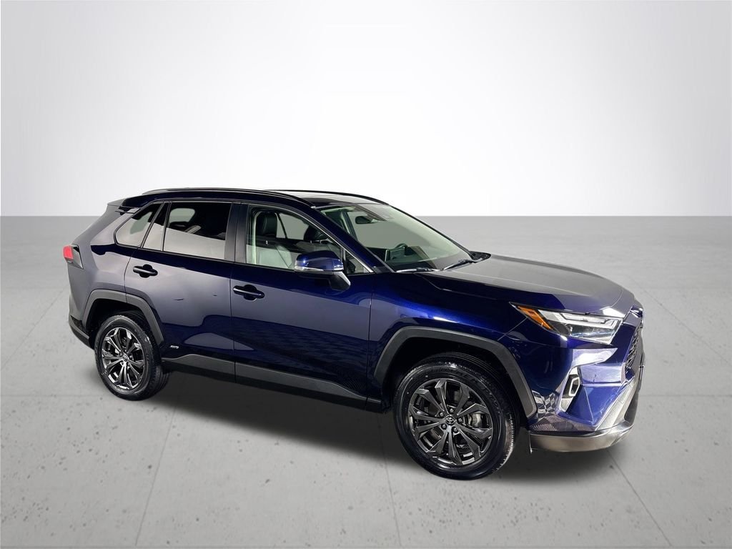 Used 2023 Blueprint Toyota XLE Premium image 4