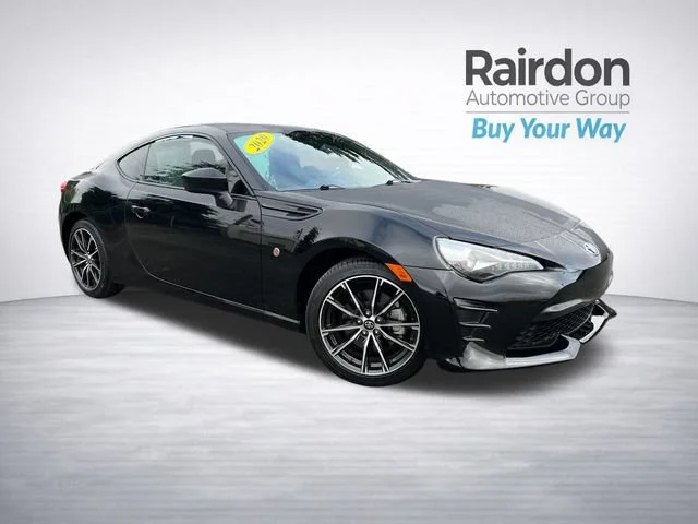 Used 2020 Raven Toyota Base image 1