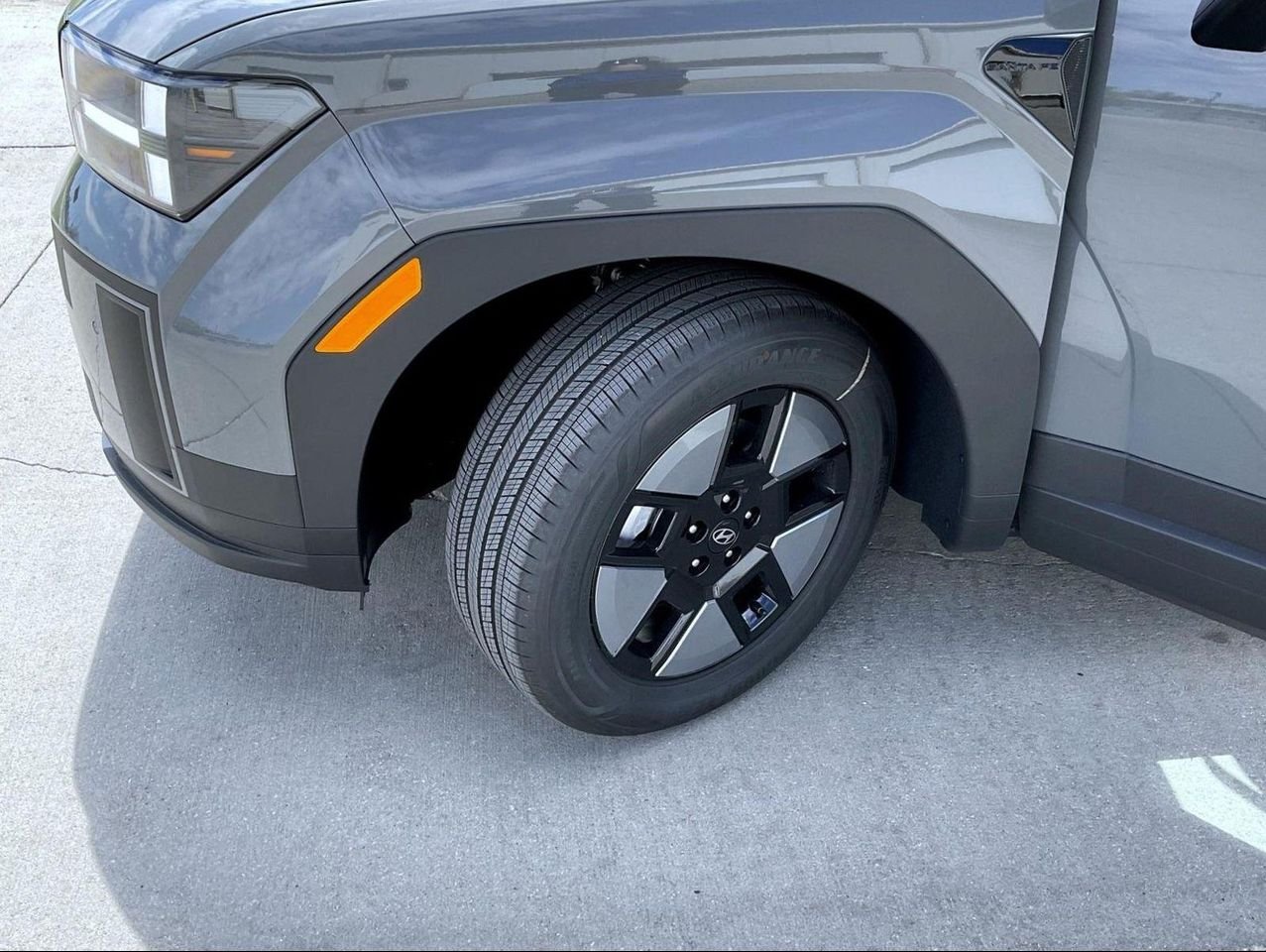 New 2026 Gray Hyundai SE image 26