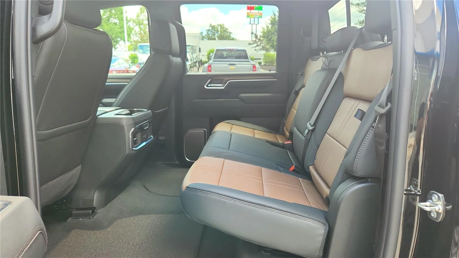 2026 Chevrolet Silverado 2500 HD High Country - Photo 32
