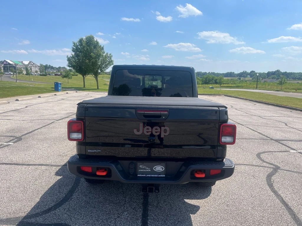 Used 2023 Black Jeep Mojave image 4