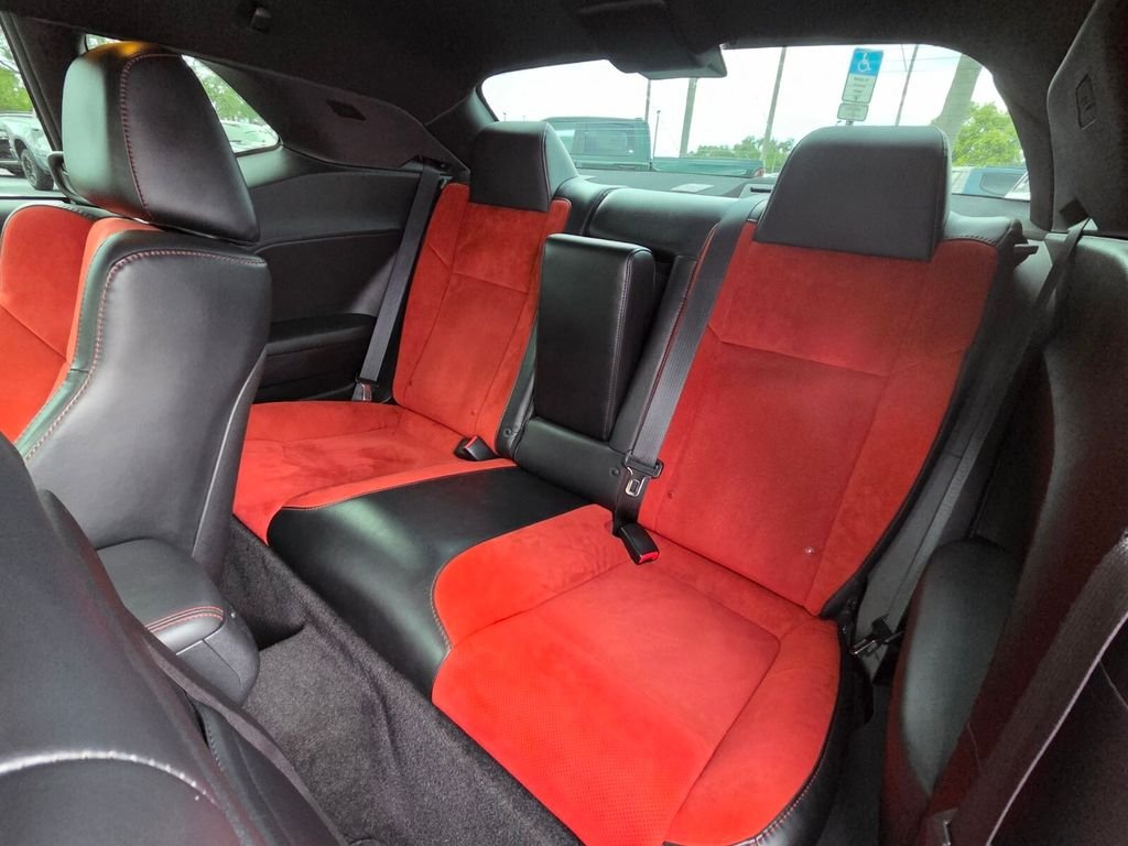 Used 2015 White Dodge R/T Scat Pack image 15