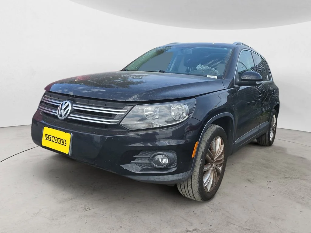 2012 Volkswagen Tiguan SE 4Motion's photo