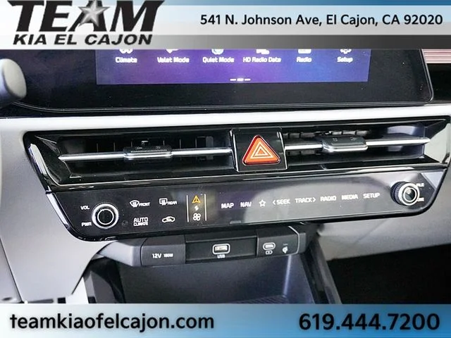 Certified Used 2023 White Kia Wave image 28