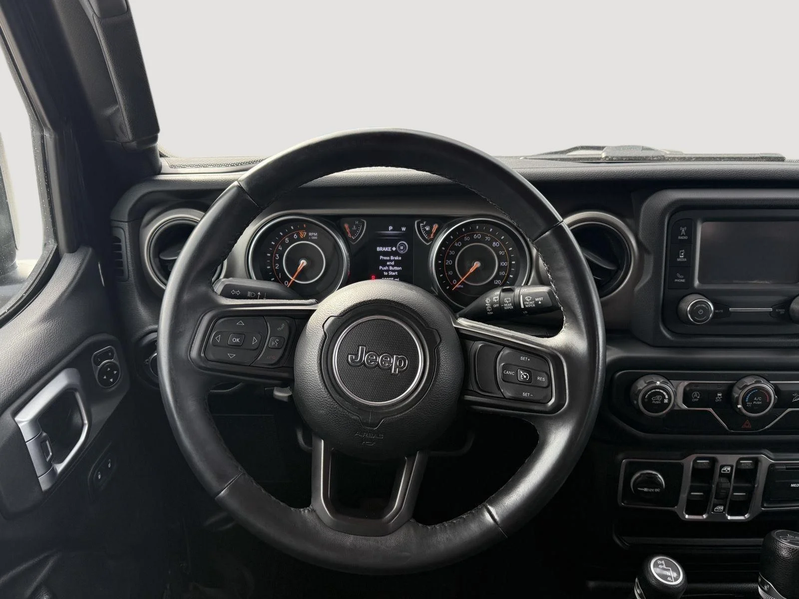 Used 2018 Black Clearcoat Jeep Sport S image 22