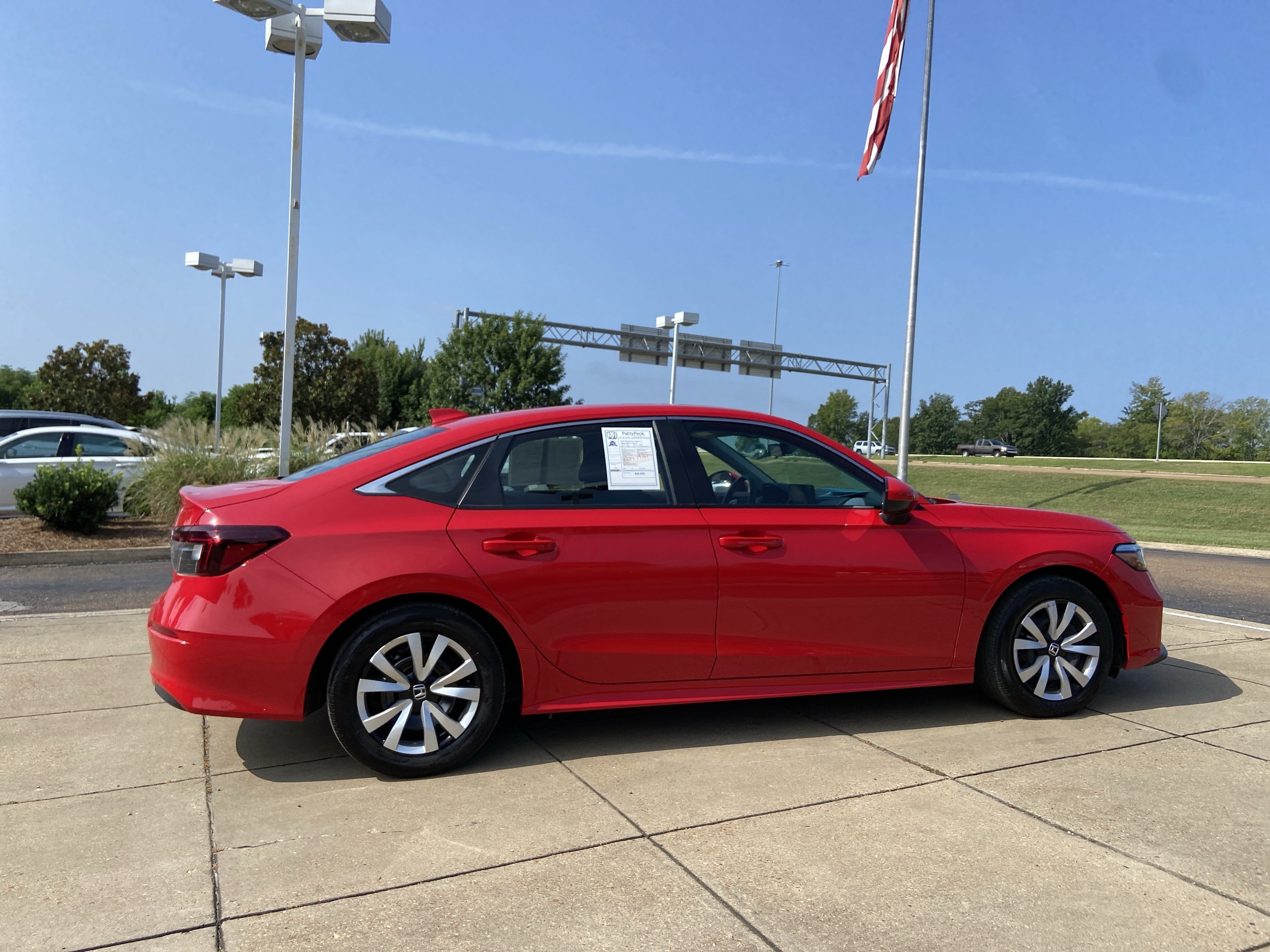 Used 2025 Rallye Red Honda LX image 12