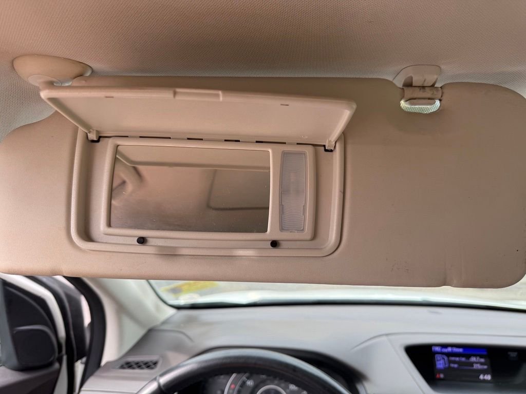 Used 2013  Honda EX-L image 32