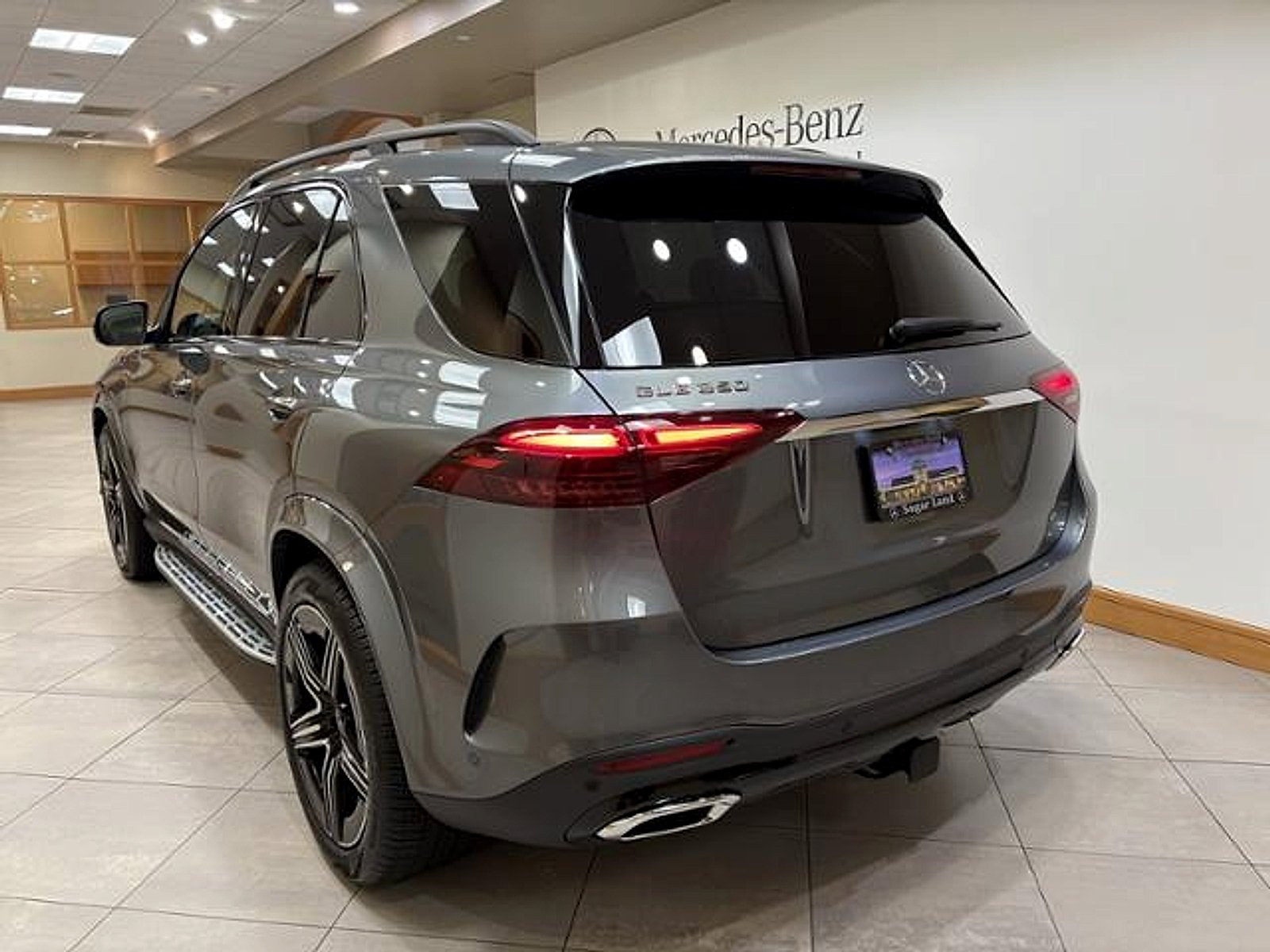 New 2026 Selenite Grey Metallic Mercedes-Benz  image 28