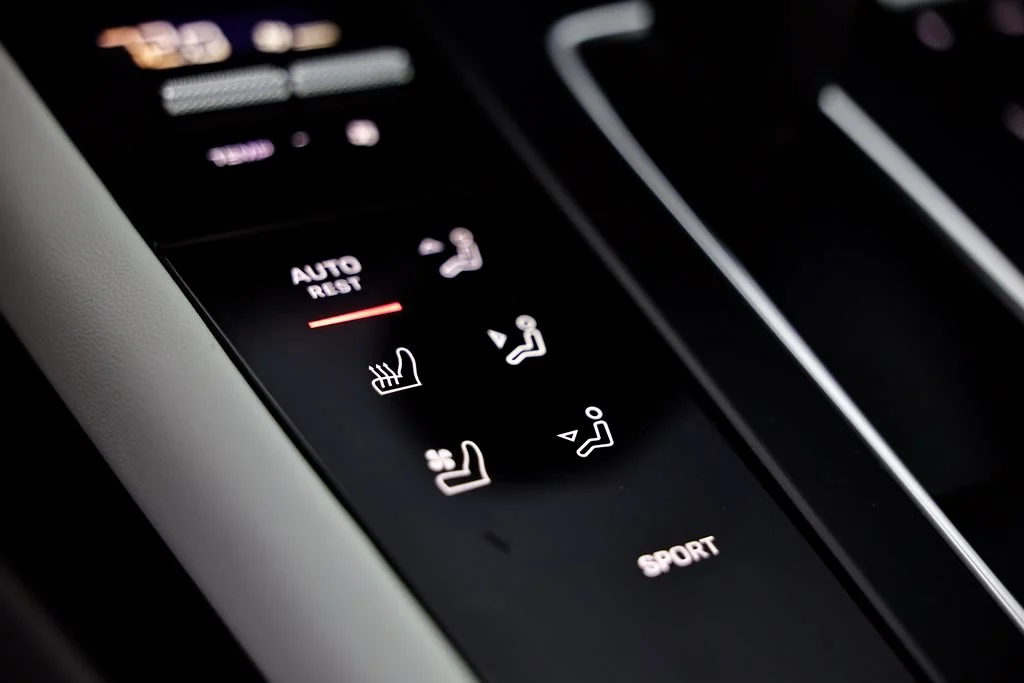 2026 Porsche Macan T - Photo 39